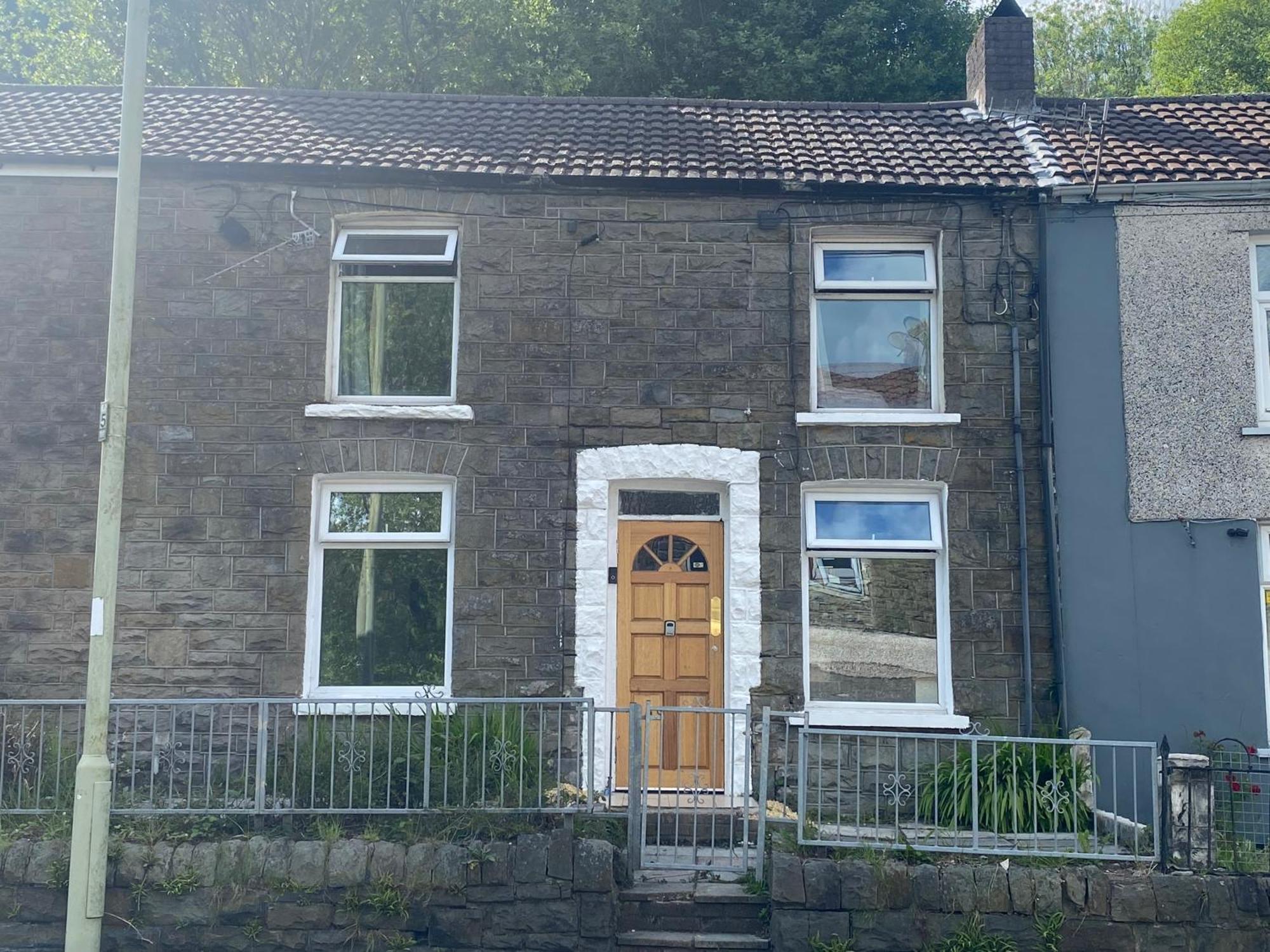 Mountain View Two Bedroom Llwynypia エクステリア 写真